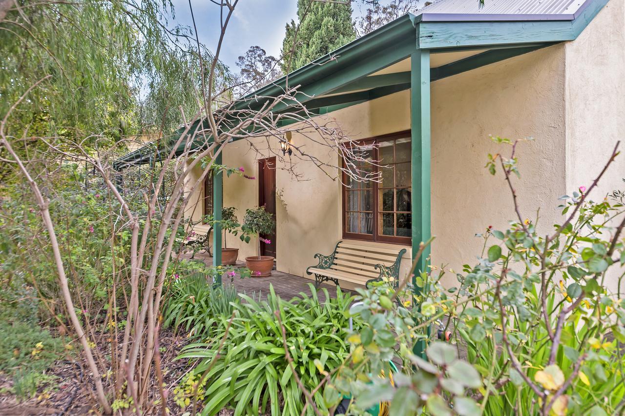Country Pleasures Bed And Breakfast Angaston Bagian luar foto